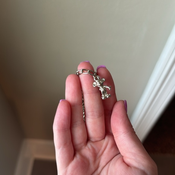 Disney charm bracelet with characters - Picture 6 of 7